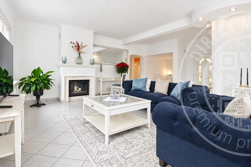251114 – Mediterranean Villa with Guest Apartment and Letting Licence — photo 10
