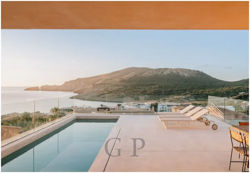 Villa for sale in Cala Mesquida, Capdepera — photo 1
