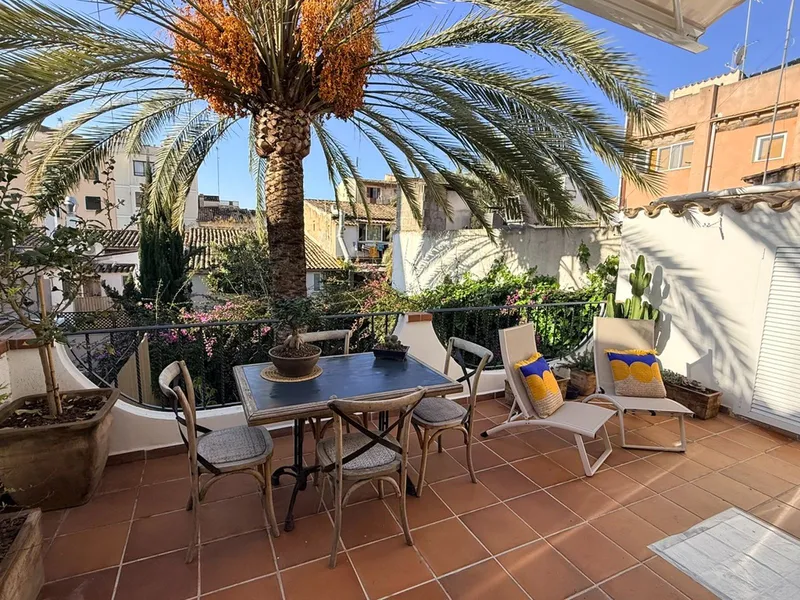 Apartment of 105 m2 in Santa Catalina, Palma de Mallorca, with terrace — photo 1