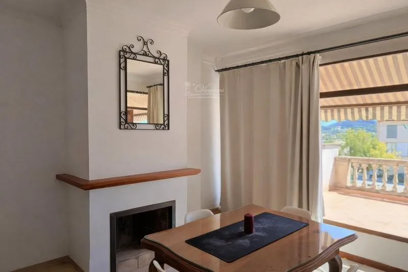 Townhouse — photo 1