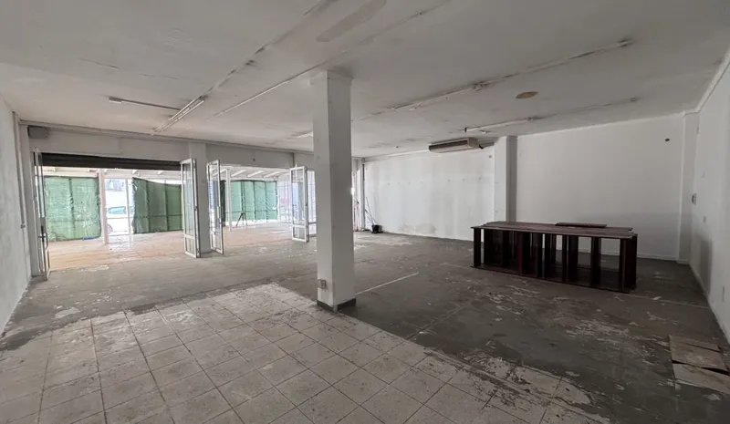 Spacious commercial premises for sale in Alcúdia – multiple possibilities in tourist area — photo 9