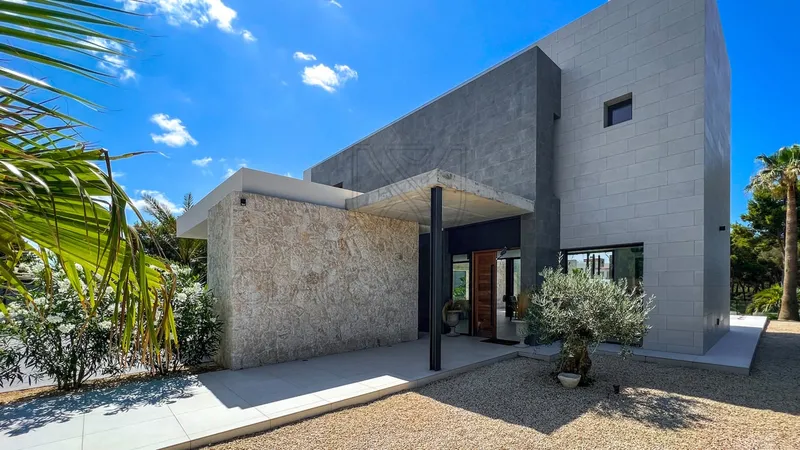 Top location! New-build luxury villa in Puigderrós — photo 3