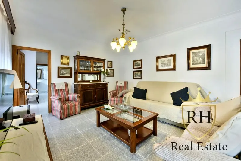 Casa rústica con jardín en venta en calle de Can Socies — photo 4