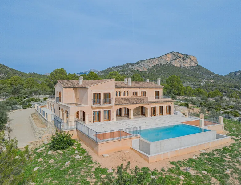 Villa with Mallorcan style — photo 2