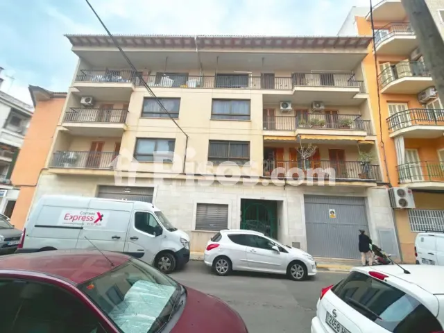 Apartment on Calle Vicent Ensenyat — photo 1