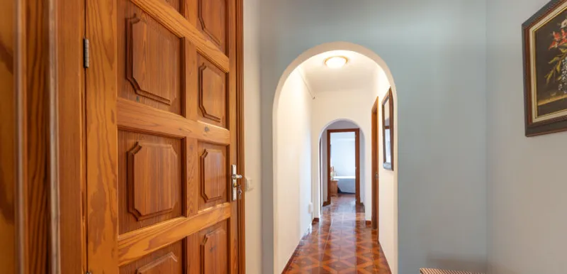 Furnished apartment with rooftop terrace and views in Es Llombards — photo 8