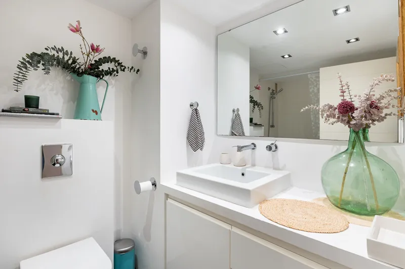 Charming Apartment with Private Terrace and Garage in Sought-After Bonanova — photo 11