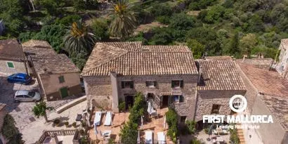 Charming house with tourist license in the Tramuntana mountains — photo 1