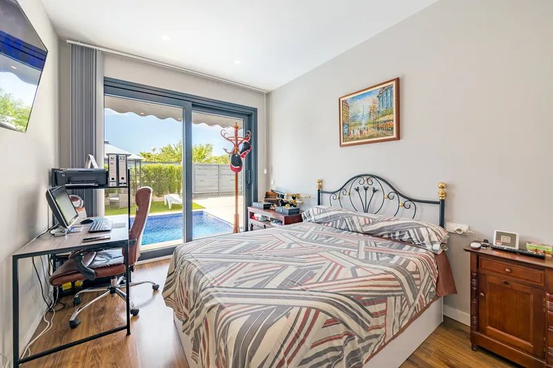 Modern chalet with pool in Son Bielo, S'Estanyol — photo 11