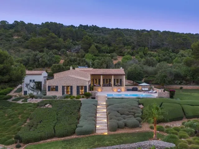 Luxury finca with immaculate gardens for sale near Artà, Mallorca — photo 5
