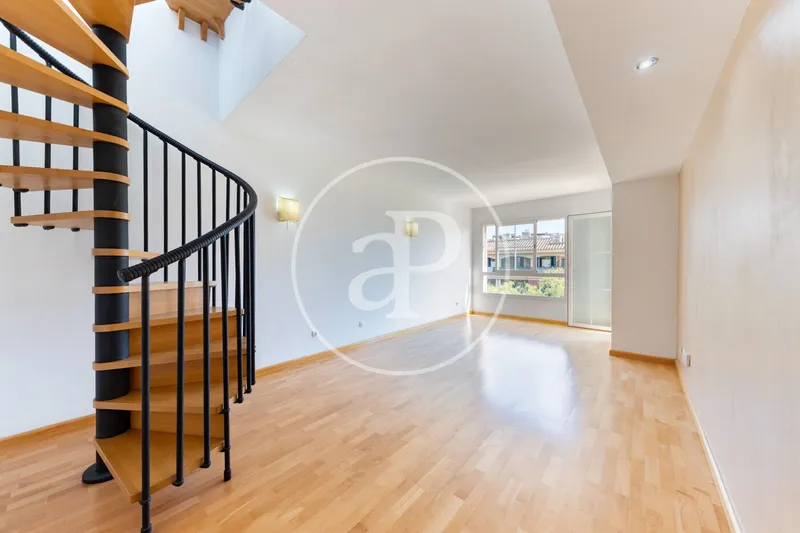 Exclusive Penthouse for Sale in Llevant — photo 1
