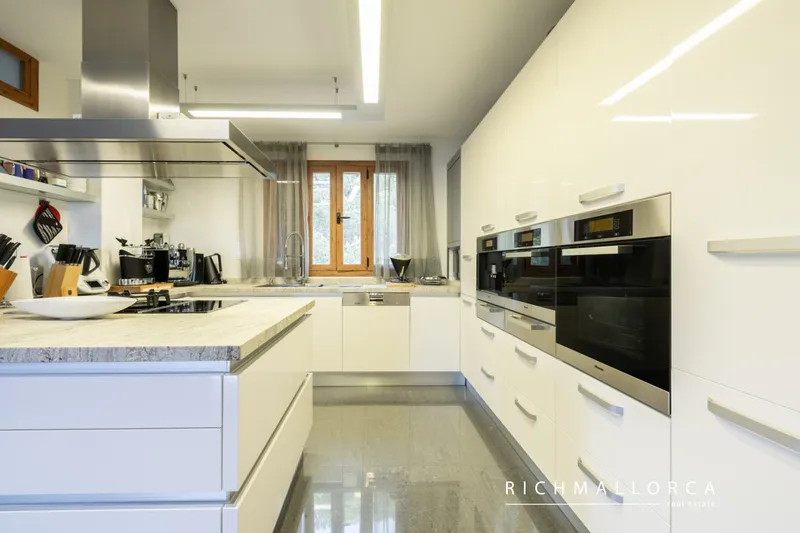 Luxury Penthouse with Panoramic Sea Views in Cas Català — photo 7