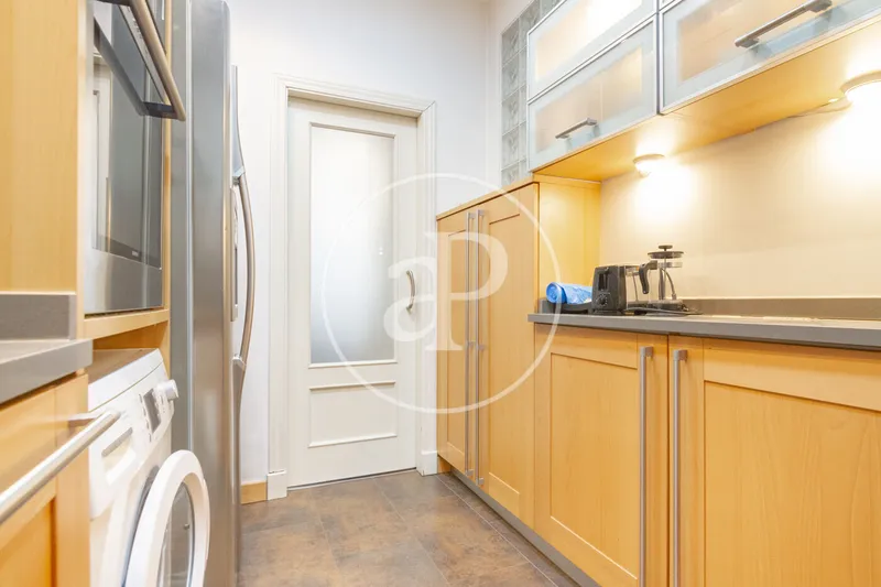 Flat for rent close to IE — photo 9