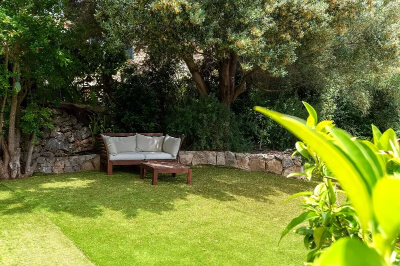 Villa in Calvià for sale with private pool, 1,081 m² plot, double garage and lots of privacy — photo 4