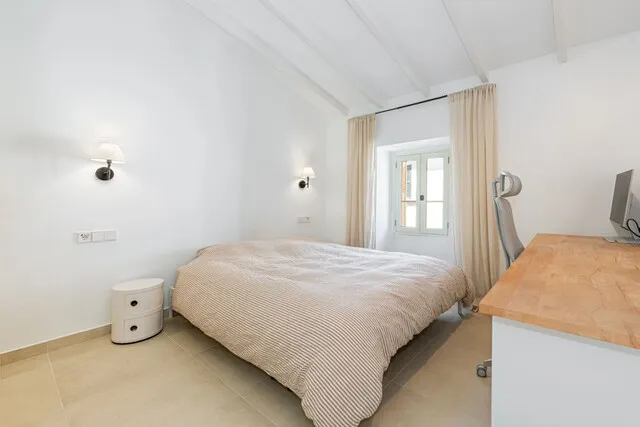 Beautiful town house with roof terrace for sale in Alcudia Town, North Mallorca — photo 8