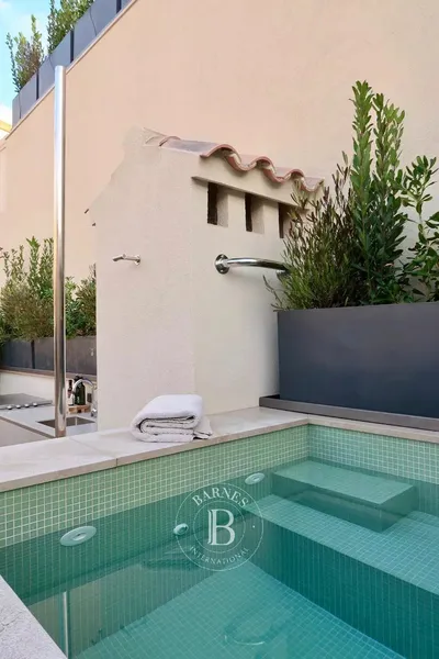 Luxury Living at "Raimundo" Townhouse in the Heart of Palma’s Historic Center — photo 3