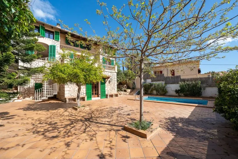Detached house for sale in Rector Vives, 25 — photo 1
