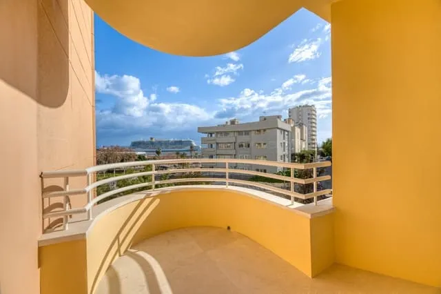 Flat for sale in Cort, Palma de Mallorca — photo 3