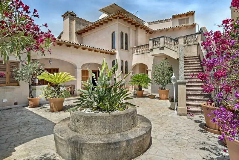 Elegant Townhouse for Sale in Muro with Courtyard, Sauna and Double Garage — photo 11