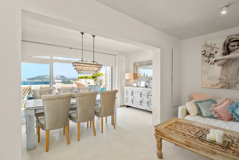 Fully renovated triplex with stunning views of Dragonera Island — photo 4