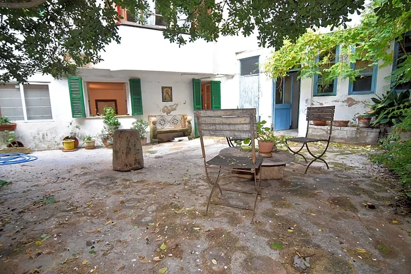 Town house in the center of Sóller — photo 12