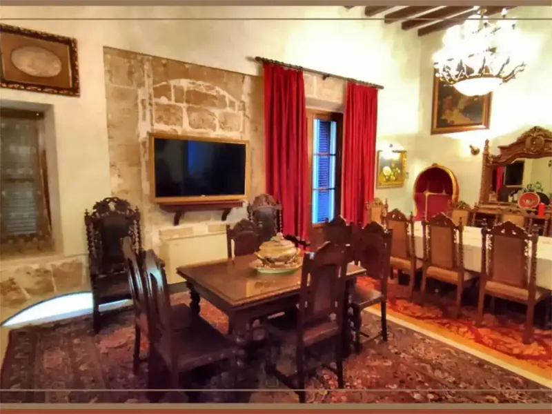 Palacete histórico y elegante de siglo XII, situado en pleno corazón de Palma, a pocos metros de famoso Paseo del Borne, Paseo Marítimo y Ja — photo 2