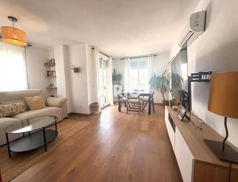 Spectacular flat for rent with pool and 2 parking spaces in San Agustín — photo 2