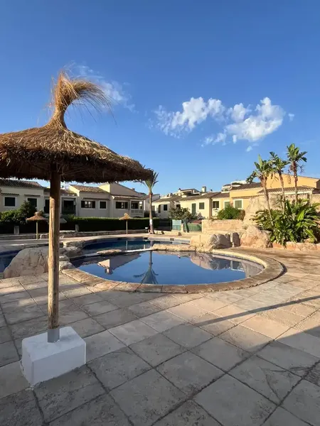 Excellent opportunity in Marratxí, in a quiet residential area, well connected and with all services within reach, as well as good — photo 6