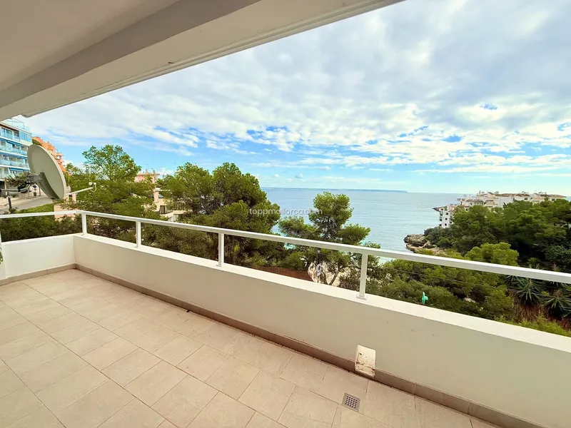 Apartment in Ses Illetas — photo 1