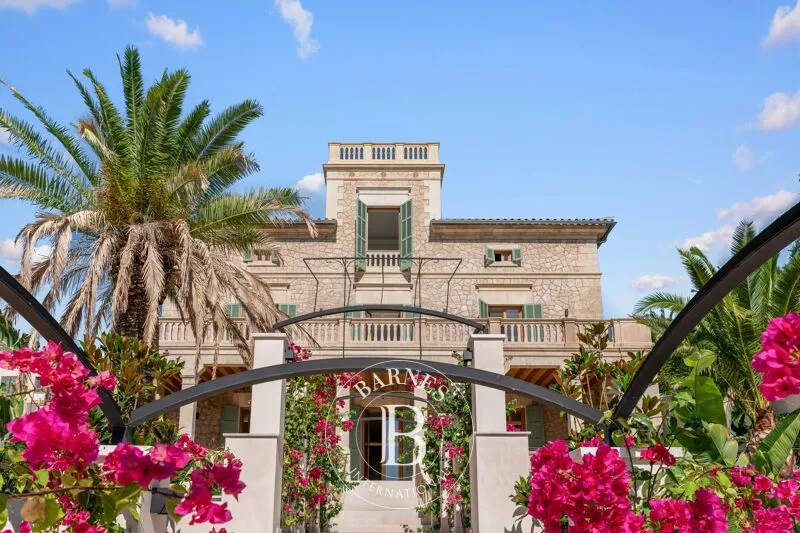 Palma de Mallorca, 5-Bedroom Villa - 601 m² for Sale — photo 2