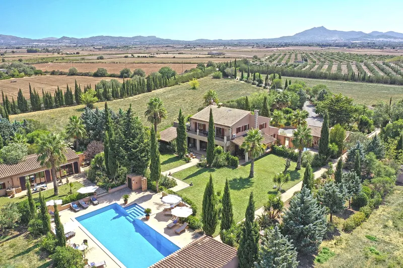 Sold - Luxury finca with swimming pool, guest houses and ETV license in Felanitx — photo 9