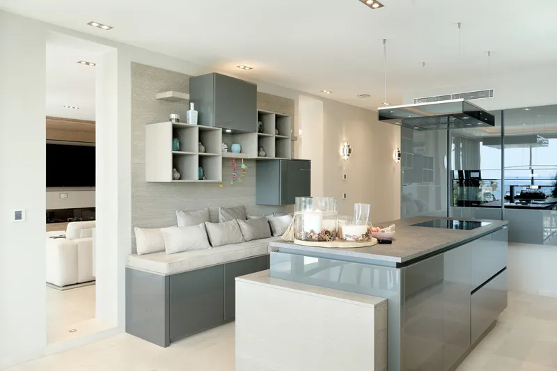 Exclusive: Impressive designer villa with sea views and garden - Marcel Remus Real Estate — photo 8