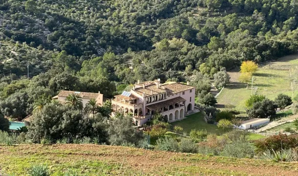 Historic manor house near Esporles — photo 9