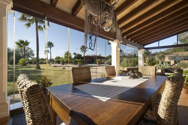 Mediterranean finca oasis with palm avenue, winter garden and pool — photo 9