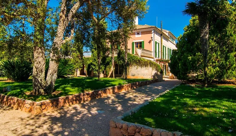 Stately manor house in Llucmajor on a huge plot with magnificent views — photo 5