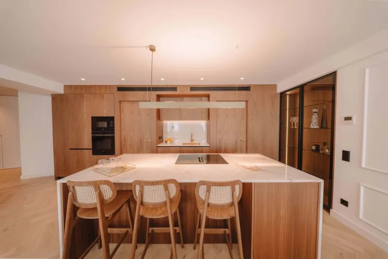 Design-Led Residence in Central Palma — photo 8