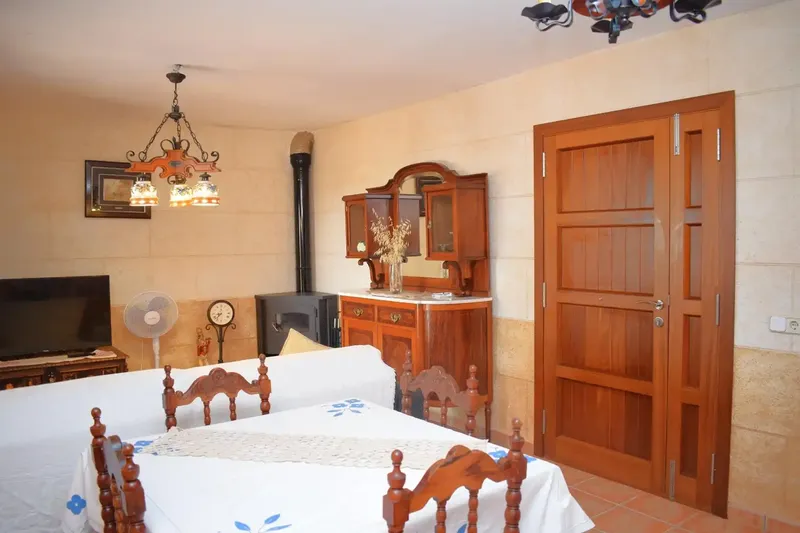 Rustic finca with 159 m2 home for long-term rent in Sa Pobla — photo 9
