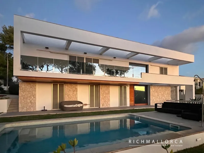 Modern villa for sale in Cala Vinyes — photo 2