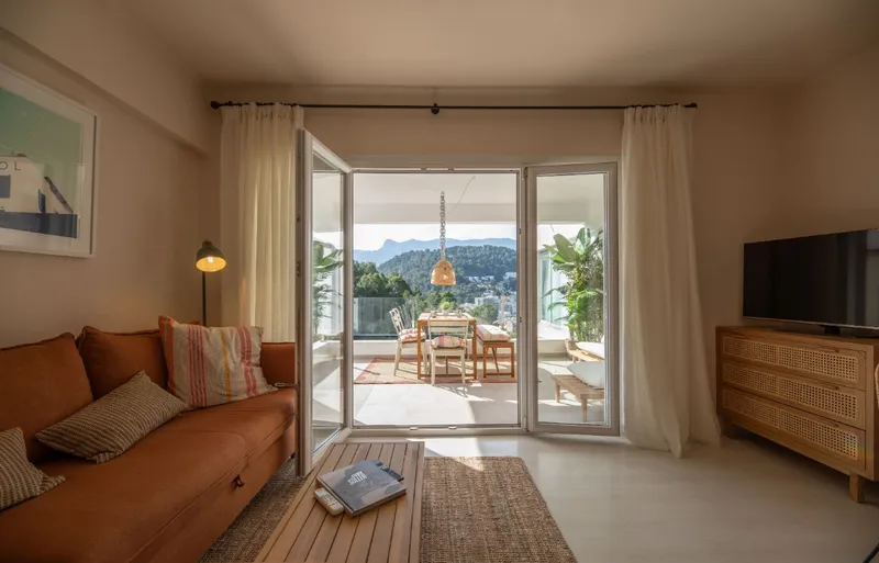 Stunning apartment with terrace in Port de Sóller — photo 8