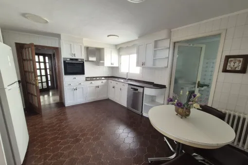 Paseo Marítimo Palma, exclusive apartment on the Paseo Marítimo with large balcony and stunning views — photo 8