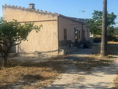Rustic finca for sale in Sineu — photo 1