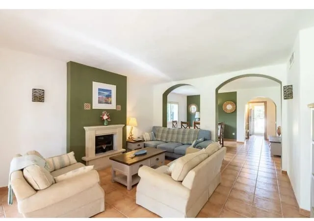 Villa for sale in Santa Ponsa, Calvià, Mallorca — photo 4