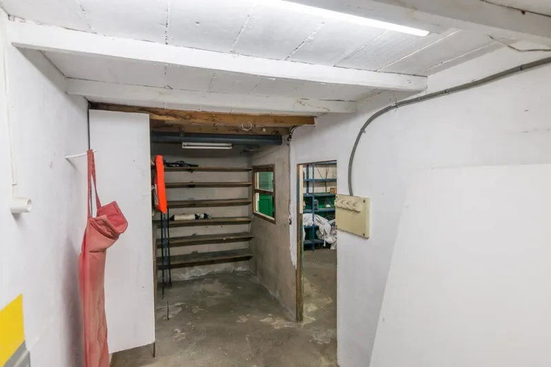 Commercial premises — photo 11