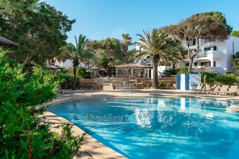 We present this penthouse on the second floor, located in the prestigious complex in the area of Es Fortí – Cala Egos, Cala d'Or, Mallorca. — photo 9