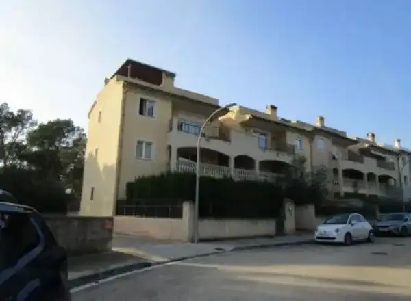 Opportunity only for investors. Property sold with tenant. Due to the occupational status of the asset. NO VISITS NOR — photo 1