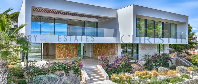 Large modern newly built villa in Sol de Mallorca with sea views and large garden — photo 9