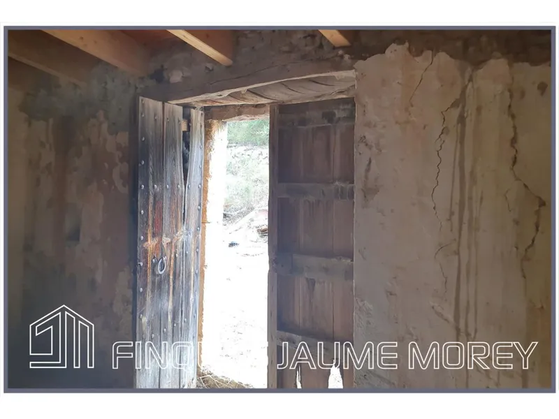 Rustic house — photo 10