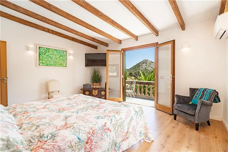 Finca with swimming pool on a plot of approx. 24,000 m² with open views of the Sierra de Tramuntana — photo 11