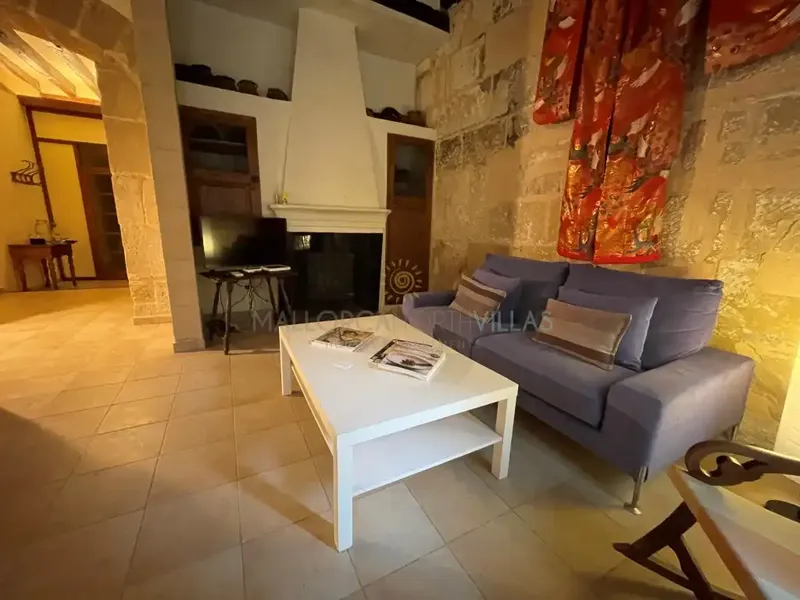 Village house with patio and terrace in the heart of Pollença — photo 2