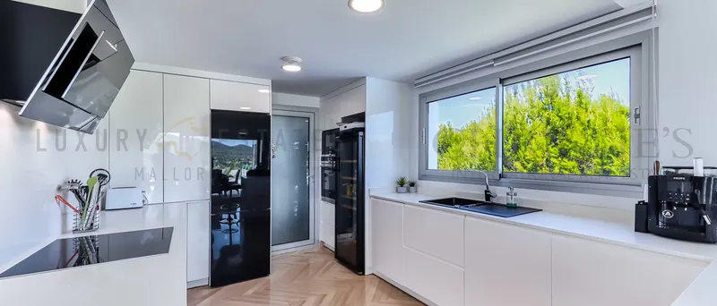 Modern penthouse in Santa Ponsa near golf course and beach — photo 4